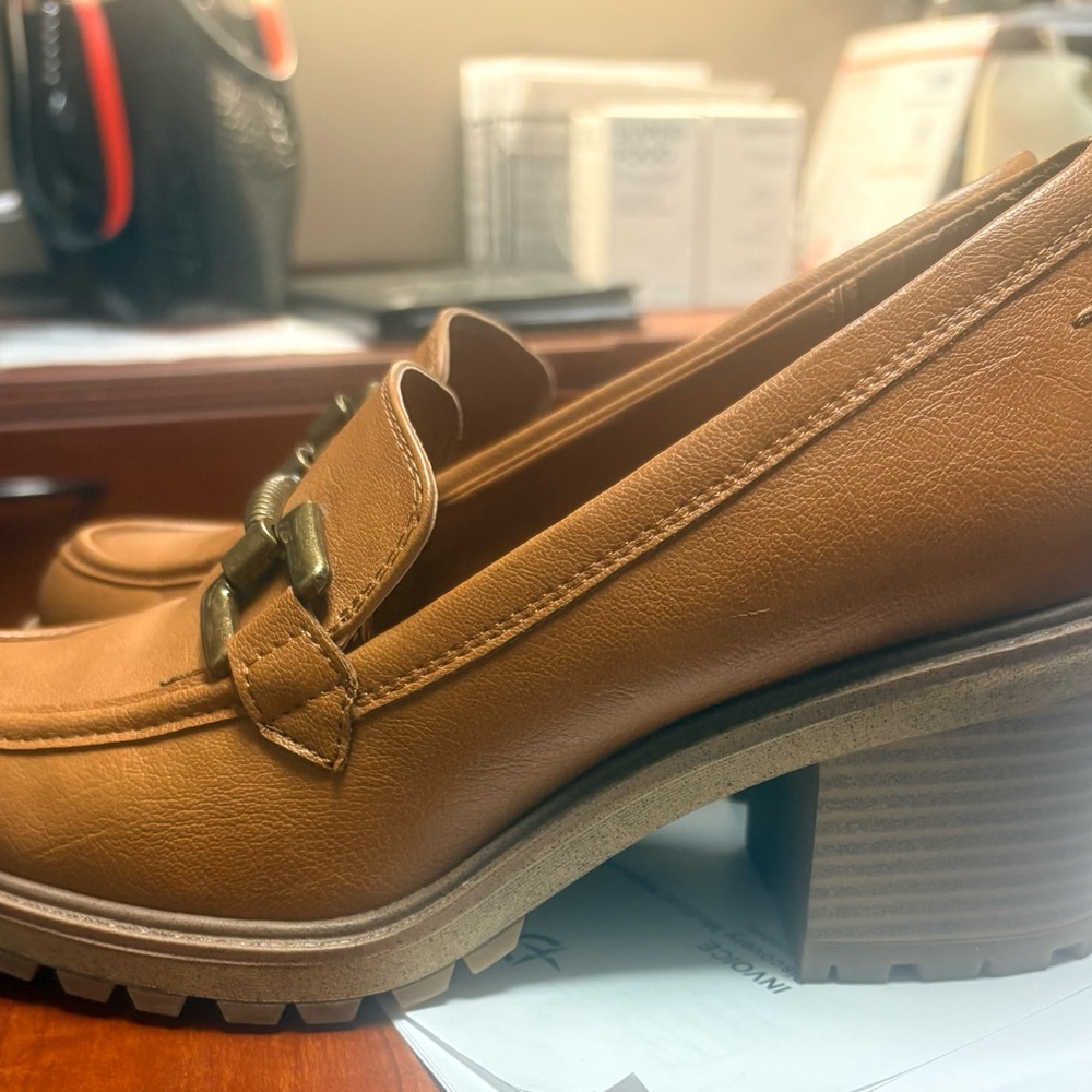 Zodiac Cognac Brown Leather Lug Sole Loafers